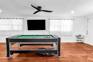 910 NE 49th St, Deerfield Beach, FL 33064 - Photo 22