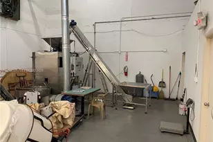 1827 SW 31st Ave, Pembroke Park, FL 33009 - Photo 1