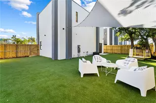 18700 SW 117th Ave, Miami, FL 33177 - Photo 2