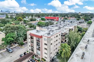 3640 NW 9th St, Miami, FL 33125 - Photo 32