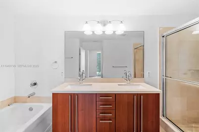 1111 SW 1st Ave #2222-N, Miami, FL 33130 - Photo 20