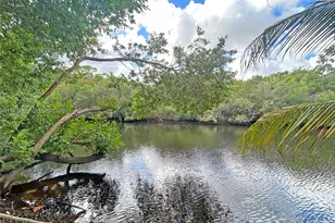 2441 NW 9th Terrace, Wilton Manors, FL 33311 - Photo 2