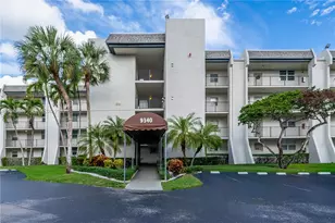 9340 Lagoon Pl, Davie, FL 33324 - Photo 30
