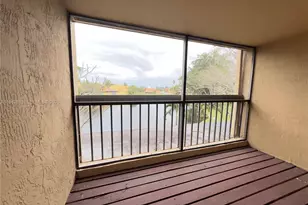 1471 NW 94th Ave, Pembroke Pines, FL 33024 - Photo 16