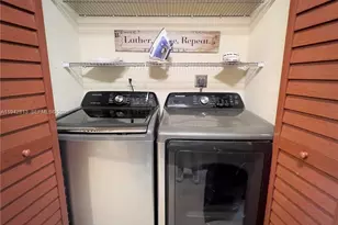 1471 NW 94th Ave, Pembroke Pines, FL 33024 - Photo 4