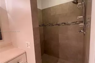 1471 NW 94th Ave, Pembroke Pines, FL 33024 - Photo 14