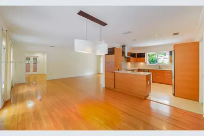 911 Mariana Ave, Coral Gables, FL 33134 - Photo 6
