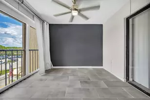 220 Lakeview Dr, Weston, FL 33326 - Photo 16