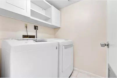 2200 S Cypress Bend Dr #406, Pompano Beach, FL 33069 - Photo 24