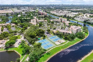 2200 S Cypress Bend Dr, Pompano Beach, FL 33069 - Photo 40