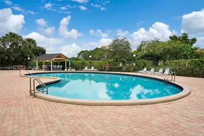 2200 S Cypress Bend Dr #406, Pompano Beach, FL 33069 - Photo 36