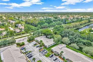 453 Lakeview Dr, Weston, FL 33326 - Photo 10