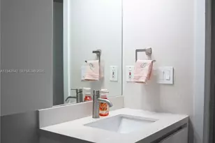 6670 NW 114th Ave, Doral, FL 33178 - Photo 20