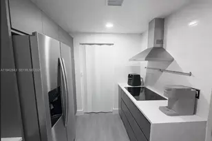 6670 NW 114th Ave, Doral, FL 33178 - Photo 4