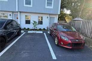 420 NE 18th Ave, Homestead, FL 33033 - Photo 1