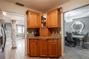 11700 Sheridan St, Pembroke Pines, FL 33026 - Photo 10