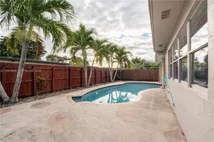 11700 Sheridan St, Pembroke Pines, FL 33026 - Photo 24