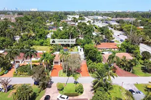 13521 NE 1st Ave, Miami, FL 33161 - Photo 1