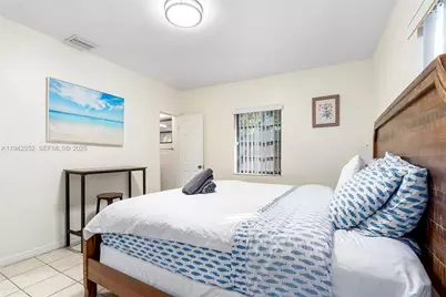 13521 NE 1st Ave, Miami, FL 33161 - Photo 22