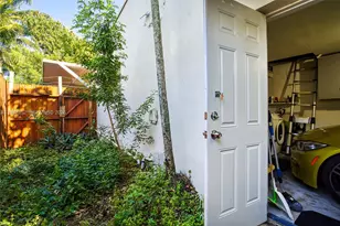 13521 NE 1st Ave, Miami, FL 33161 - Photo 52