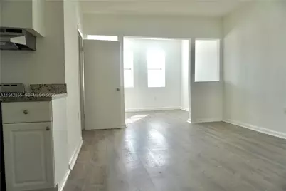 501 SW 6th Ct #325, Miami, FL 33130 - Photo 10
