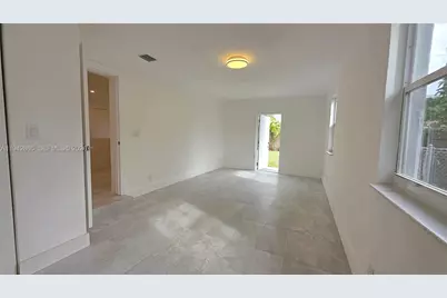 1700 N Cypress Rd, Pompano Beach, FL 33060 - Photo 8