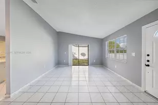 2348 SW 138th Pl, Miami, FL 33175 - Photo 6
