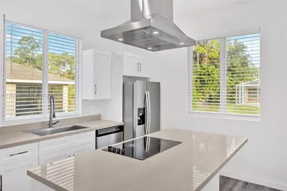 719 Little Rock E, Lehigh Acres, FL 33974 - Photo 20