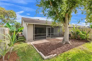 5149 E Lakes Dr, Deerfield Beach, FL 33064 - Photo 32