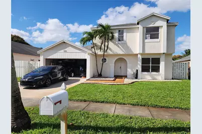 3110 Salinas Way, Miramar, FL 33025 - Photo 2