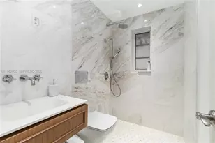 1207 Meridian Ave, Miami Beach, FL 33139 - Photo 4