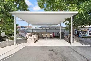 355 W 62nd St, Hialeah, FL 33012 - Photo 40