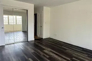 1400 NE 191st St, Miami, FL 33179 - Photo 4