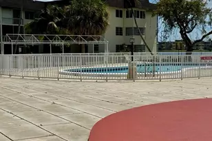 1400 NE 191st St, Miami, FL 33179 - Photo 14