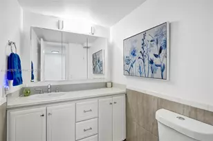 1849 S Ocean Dr, Hallandale Beach, FL 33009 - Photo 34