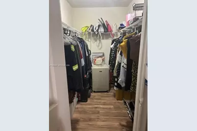 2565 W 56th St #107, Hialeah, FL 33016 - Photo 14