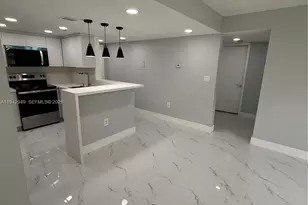 9937 Nob Hill Pl, Sunrise, FL 33351 - Photo 14