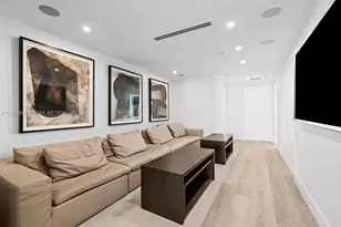 90 SW 3rd St, Miami, FL 33130 - Photo 18