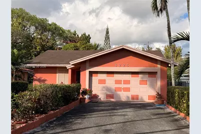 6225 SW 59th St, South Miami, FL 33143 - Photo 2