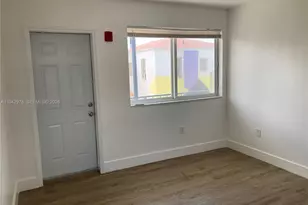 1815 NW 1st Ct, Miami, FL 33136 - Photo 2