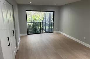 9853 Costa Del Sol Blvd, Doral, FL 33178 - Photo 8