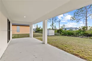 456 Mercedes Ct, Lehigh Acres, FL 33972 - Photo 32