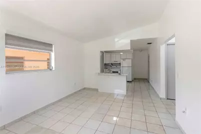 642 E 2nd Av #A, Hialeah, FL 33010 - Photo 4