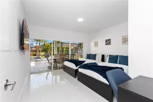 18555 SW 83rd Pl, Cutler Bay, FL 33157 - Photo 22