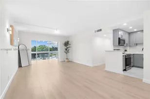 4400 Hillcrest Dr, Hollywood, FL 33021 - Photo 4