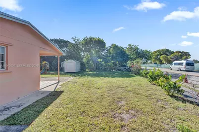 1450 NW 198th St, Miami Gardens, FL 33169 - Photo 4