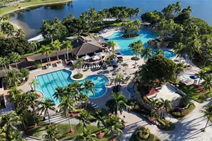 10710 NW 66th St, Doral, FL 33178 - Photo 32