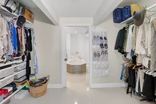 10710 NW 66th St, Doral, FL 33178 - Photo 18