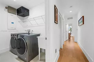 19005 Atlantic Blvd, Sunny Isles Beach, FL 33160 - Photo 26