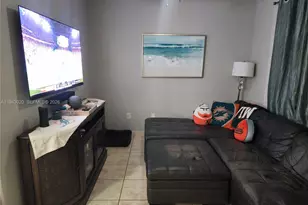 7070 NW 174th Terrace, Hialeah, FL 33015 - Photo 2